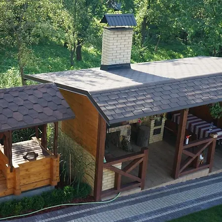 панська господа Casa vacanze Vyžnycja